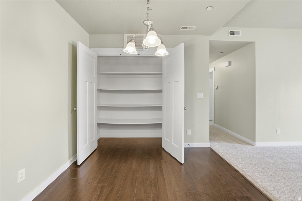 281 W 650 N #B Centerville, UT 84014