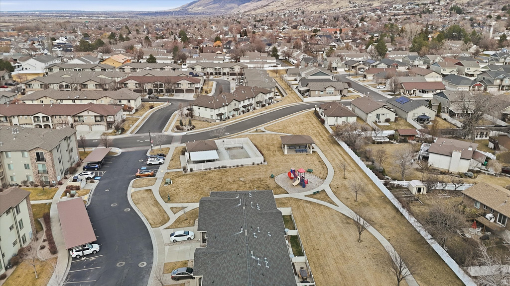 281 W 650 N #B Centerville, UT 84014