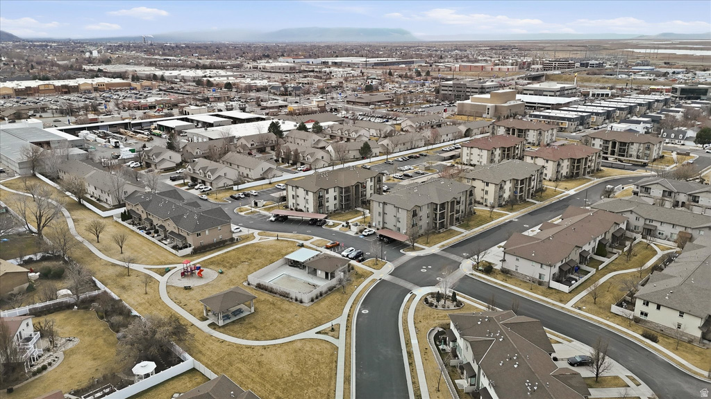 281 W 650 N #B Centerville, UT 84014