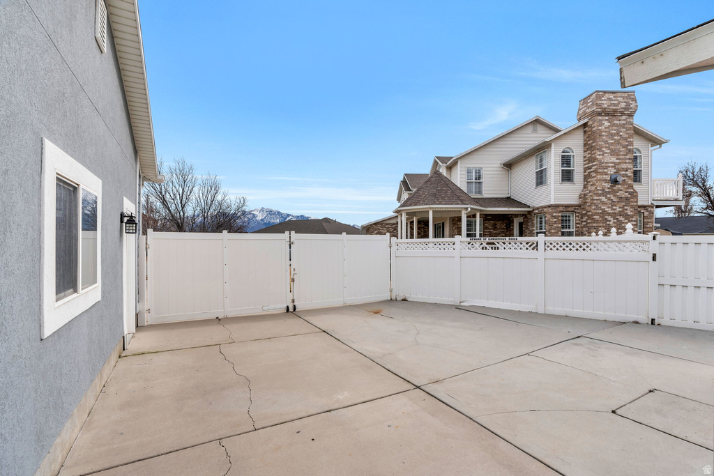 9972 S EDEN VIEW CT South Jordan, UT 84095