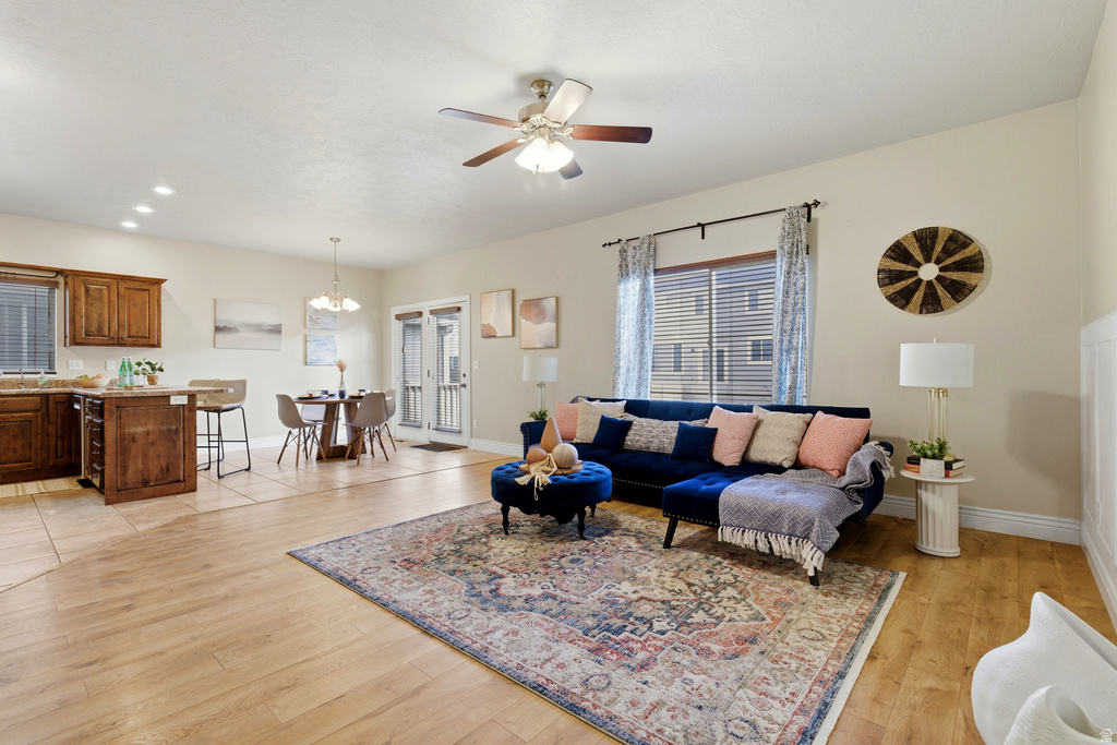 1542 E SHADOW DR Eagle Mountain, UT 84005