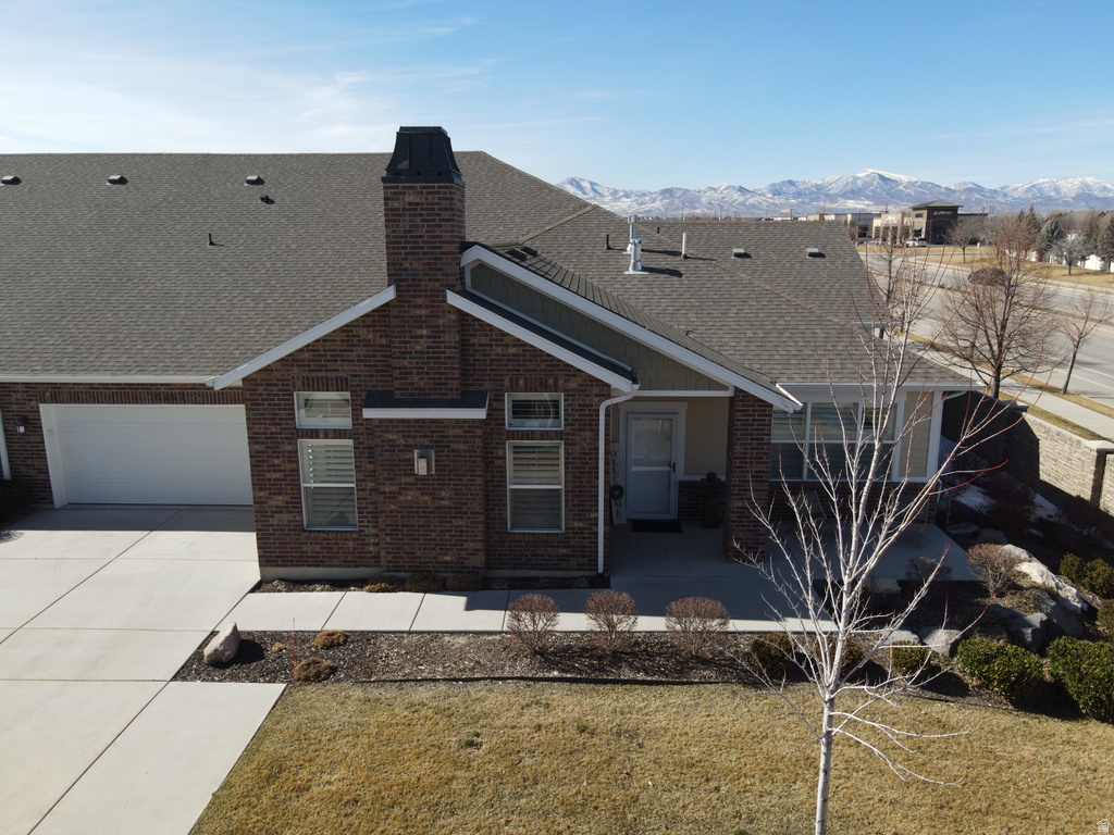 3242 W HARVEST CHASE DR South Jordan, UT 84095