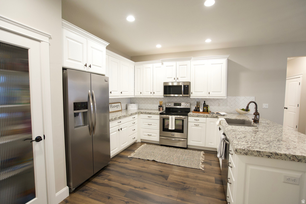 3242 W HARVEST CHASE DR South Jordan, UT 84095