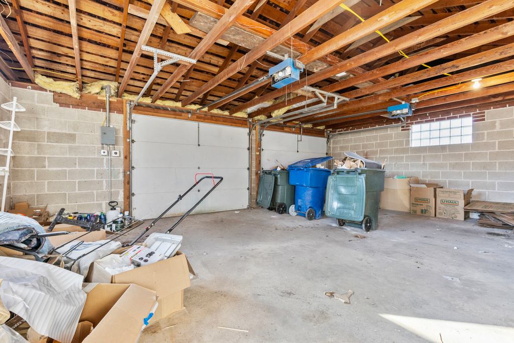 3120 TYLER AVE Ogden, UT 84403