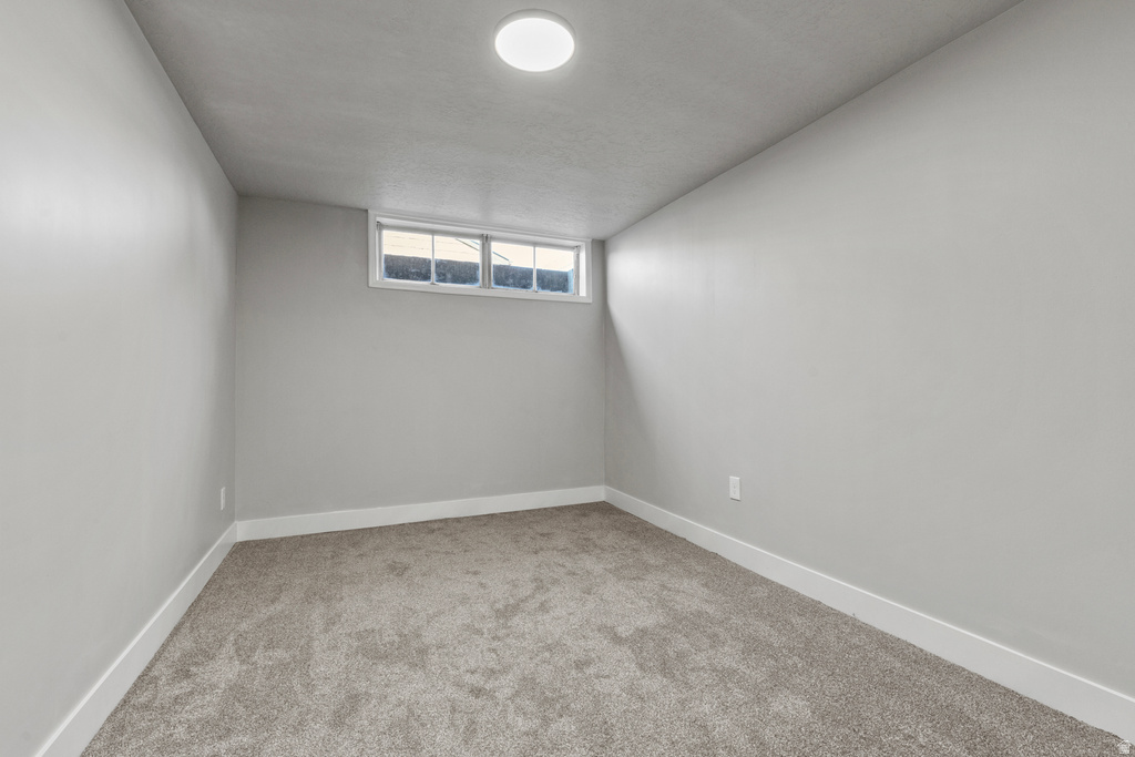 3120 TYLER AVE Ogden, UT 84403