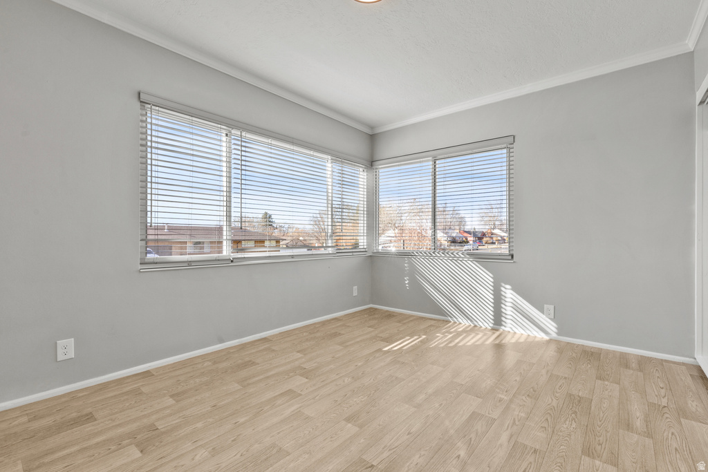 3120 TYLER AVE Ogden, UT 84403