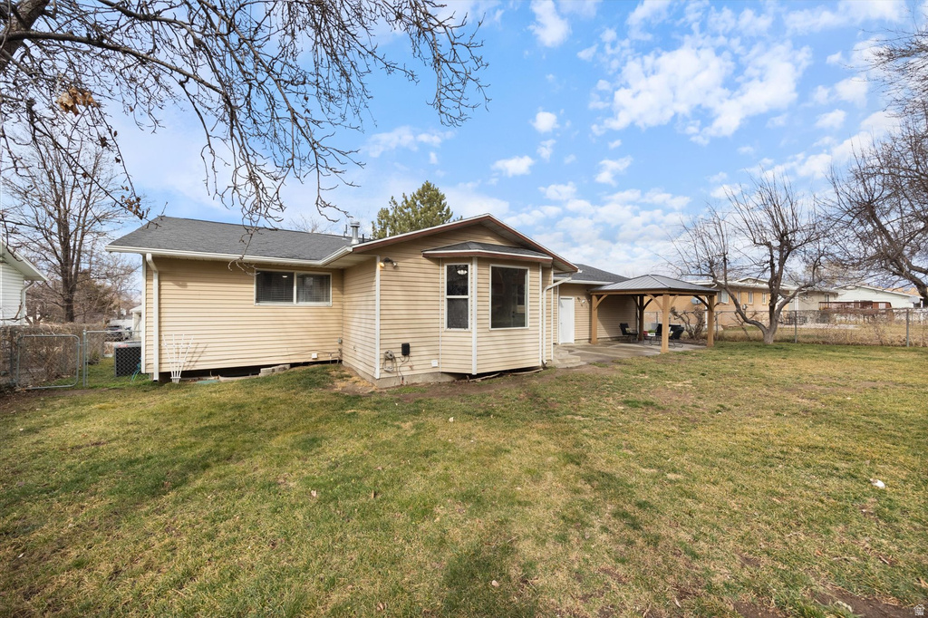 8485 S HARVARD PARK DR Sandy, UT 84094