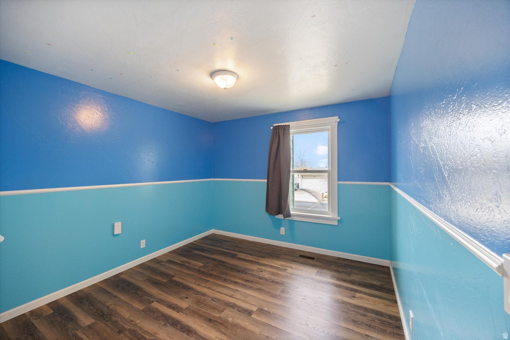 8485 S HARVARD PARK DR Sandy, UT 84094