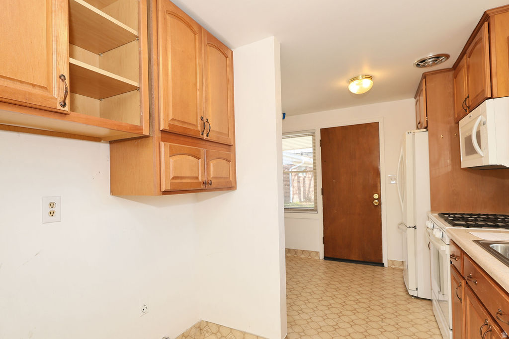 734 W 1300 S Woods Cross, UT 84087