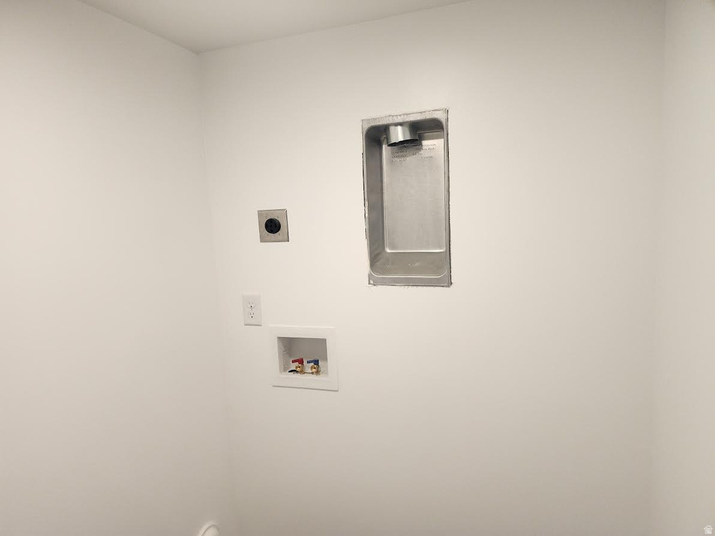 5957 W 4700 S Hooper, UT 84315