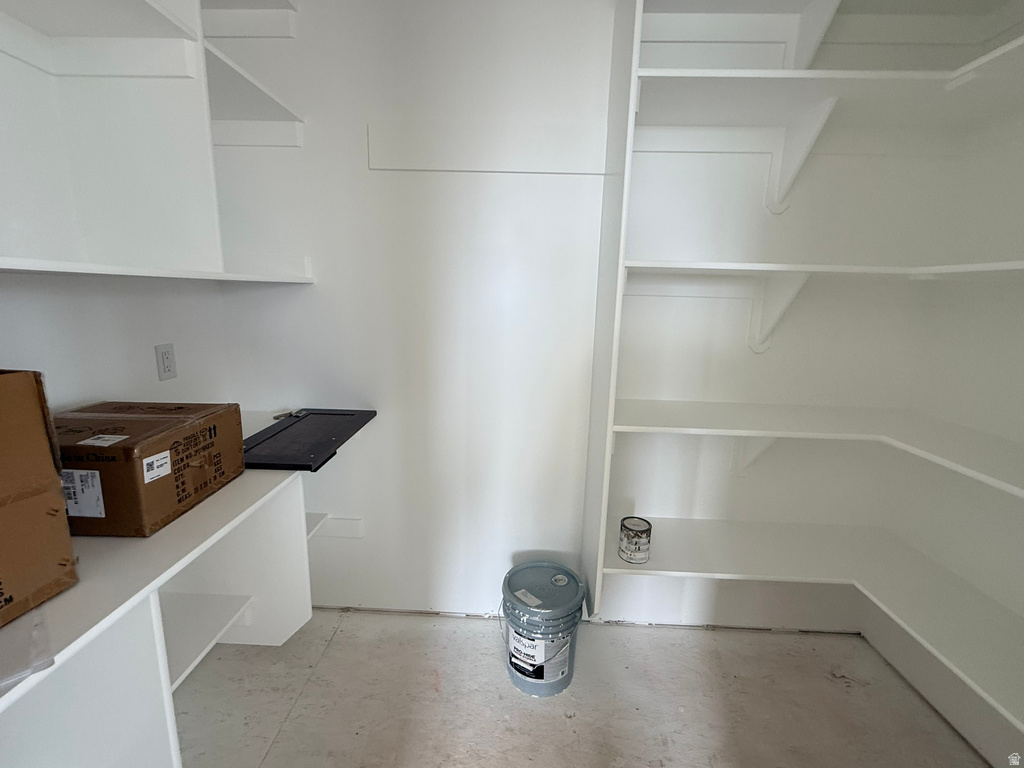 5957 W 4700 S Hooper, UT 84315