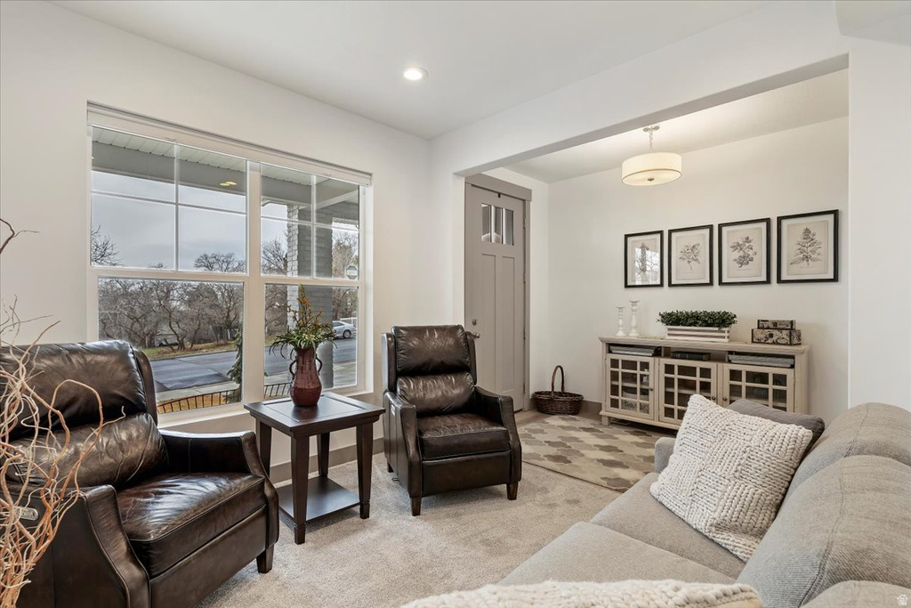 365 S MOUNTAIN RD Fruit Heights, UT 84037