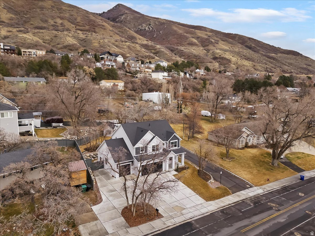 365 S MOUNTAIN RD Fruit Heights, UT 84037
