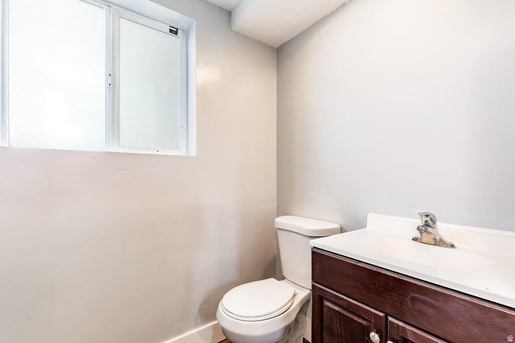 86 MILL RD Layton, UT 84041