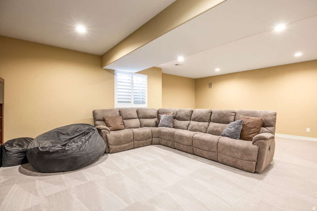 11181 S VILLAGE GROVE LN South Jordan, UT 84095