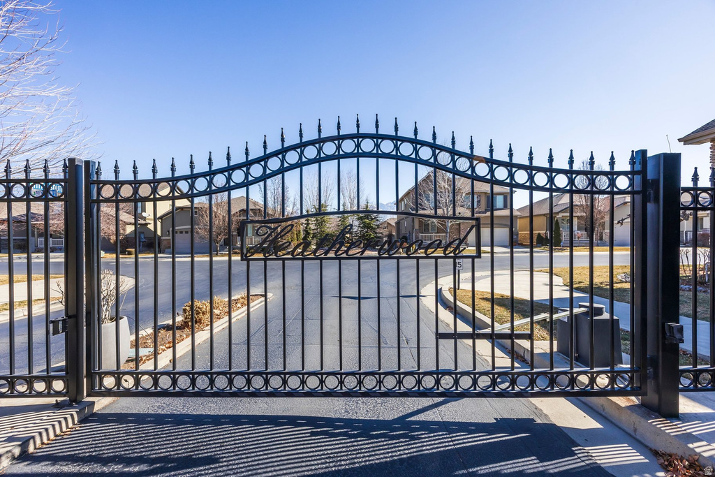 11181 S VILLAGE GROVE LN South Jordan, UT 84095