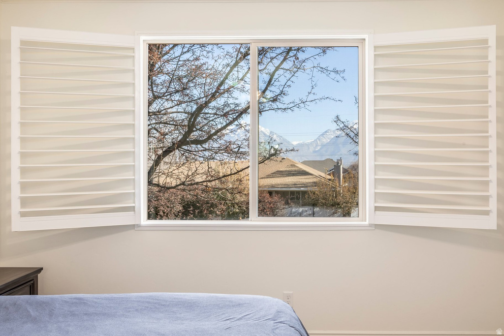 11181 S VILLAGE GROVE LN South Jordan, UT 84095