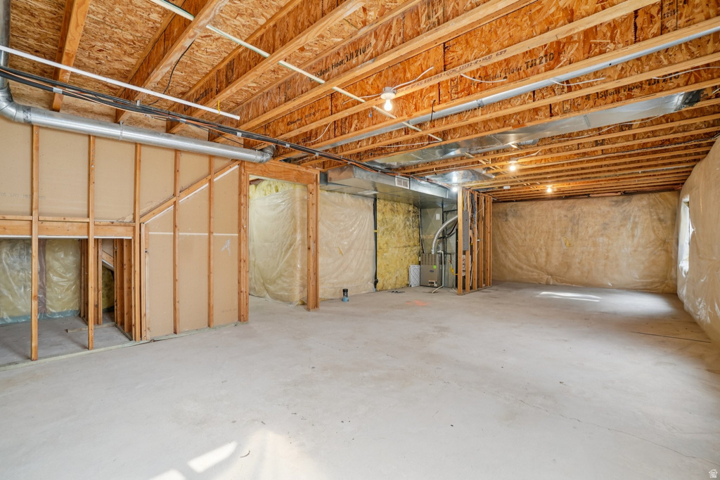 5067 W WHITE DIAMOND WAY West Valley City, UT 84120