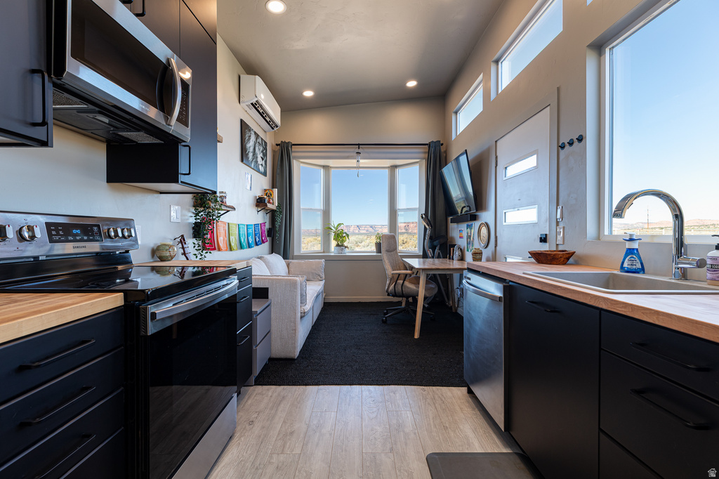 1555 S LOST DR Kanab, UT 84741