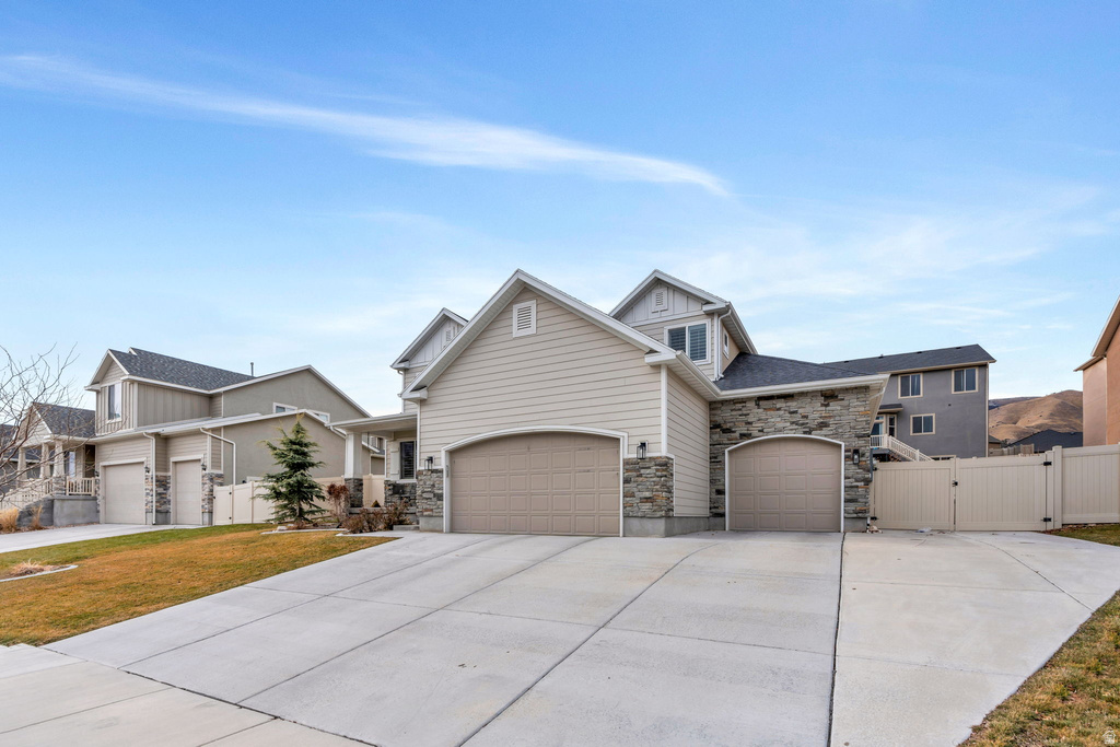 213 W WILDWOOD DR Saratoga Springs, UT 84045