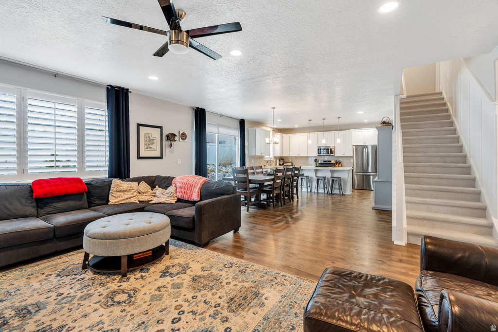 213 W WILDWOOD DR Saratoga Springs, UT 84045