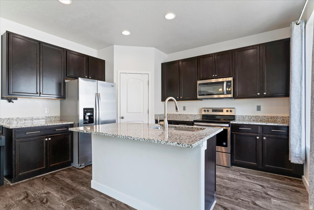 3176 N 1450 E Layton, UT 84040