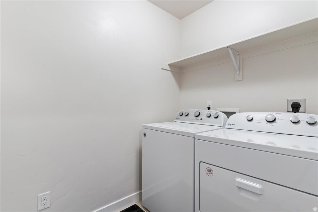 3176 N 1450 E Layton, UT 84040