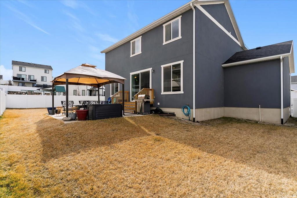 3176 N 1450 E Layton, UT 84040