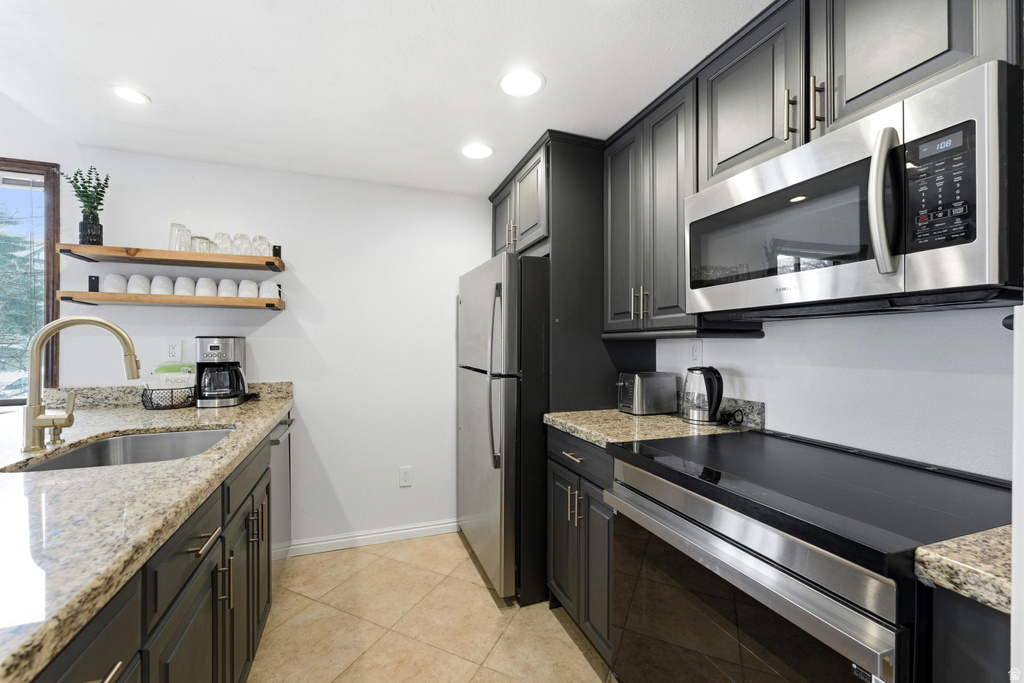 50 SHADOW RIDGE RD #4300 Park City, UT 84060