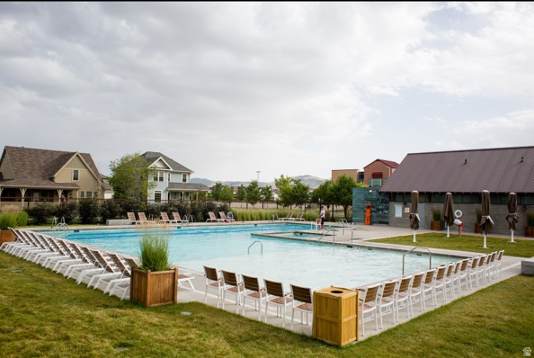 11263 S LAKE RUN RD #131 South Jordan, UT 84009