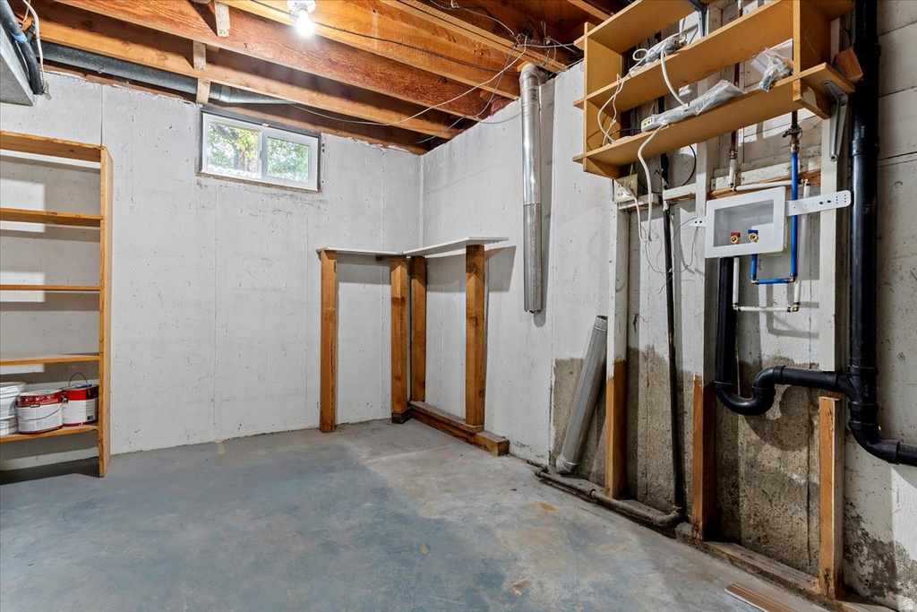 3544 W MEADOWBROOK DR West Valley City, UT 84119