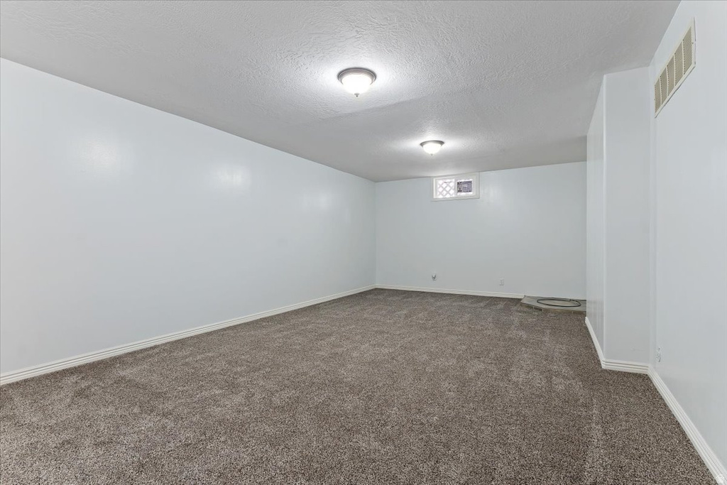 3544 W MEADOWBROOK DR West Valley City, UT 84119