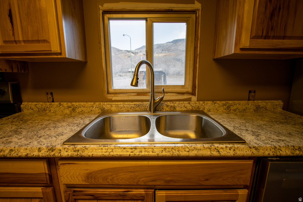 2431 N HWY 89 Marysvale, UT 84750