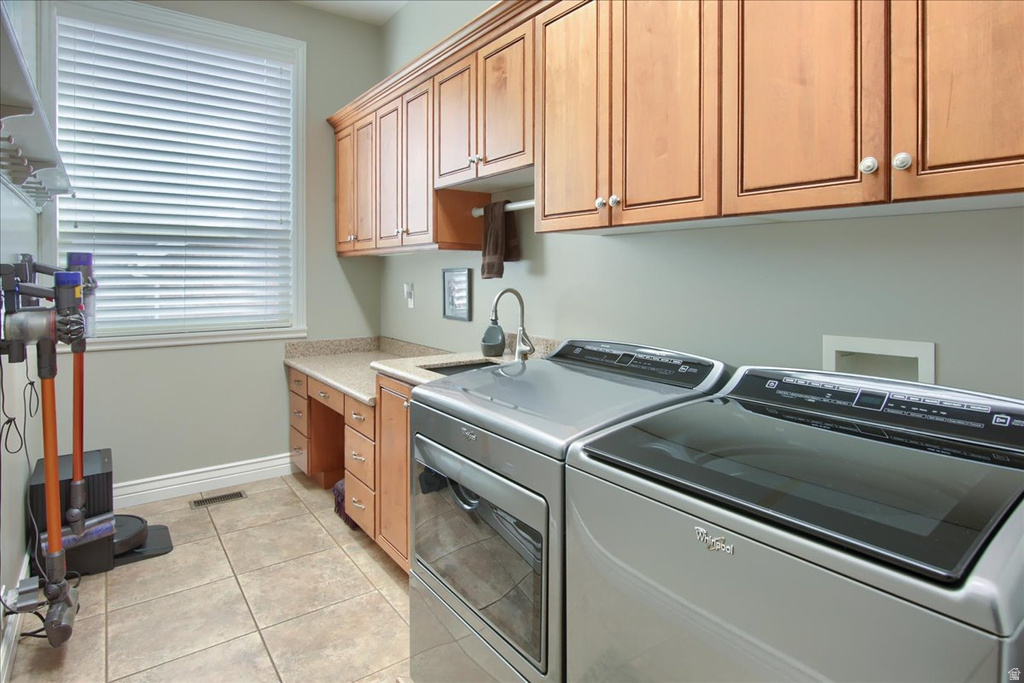 1653 E CRESCENT VIEW CIRCLE CIR Sandy, UT 84092