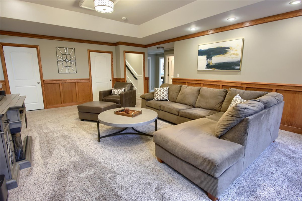 1653 E CRESCENT VIEW CIRCLE CIR Sandy, UT 84092