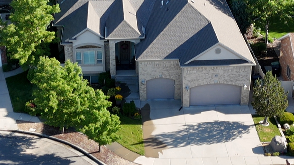 1653 E CRESCENT VIEW CIRCLE CIR Sandy, UT 84092