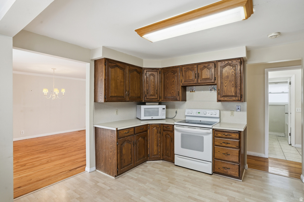 7125 S PONDEROSA DR Cottonwood Heights, UT 84121