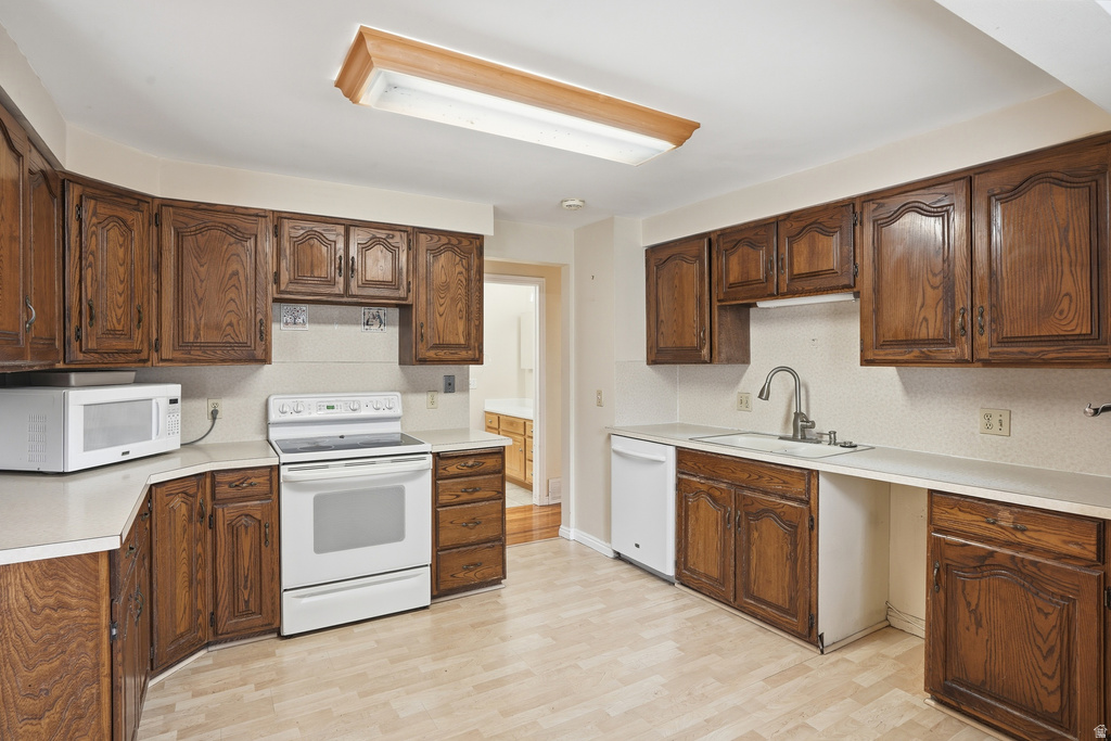 7125 S PONDEROSA DR Cottonwood Heights, UT 84121