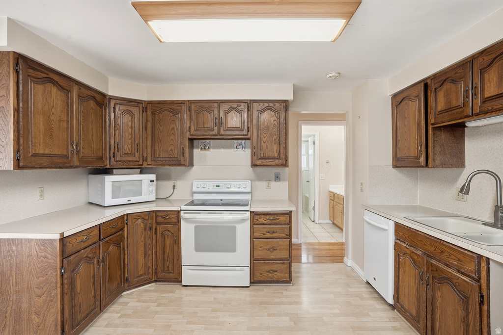 7125 S PONDEROSA DR Cottonwood Heights, UT 84121