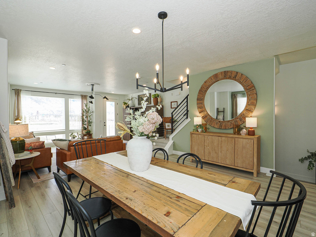 571 N 1400 W Farmington, UT 84025