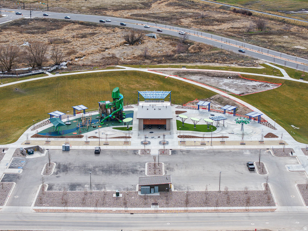 571 N 1400 W Farmington, UT 84025