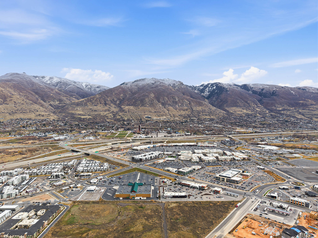 571 N 1400 W Farmington, UT 84025