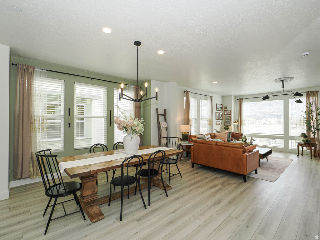 571 N 1400 W Farmington, UT 84025