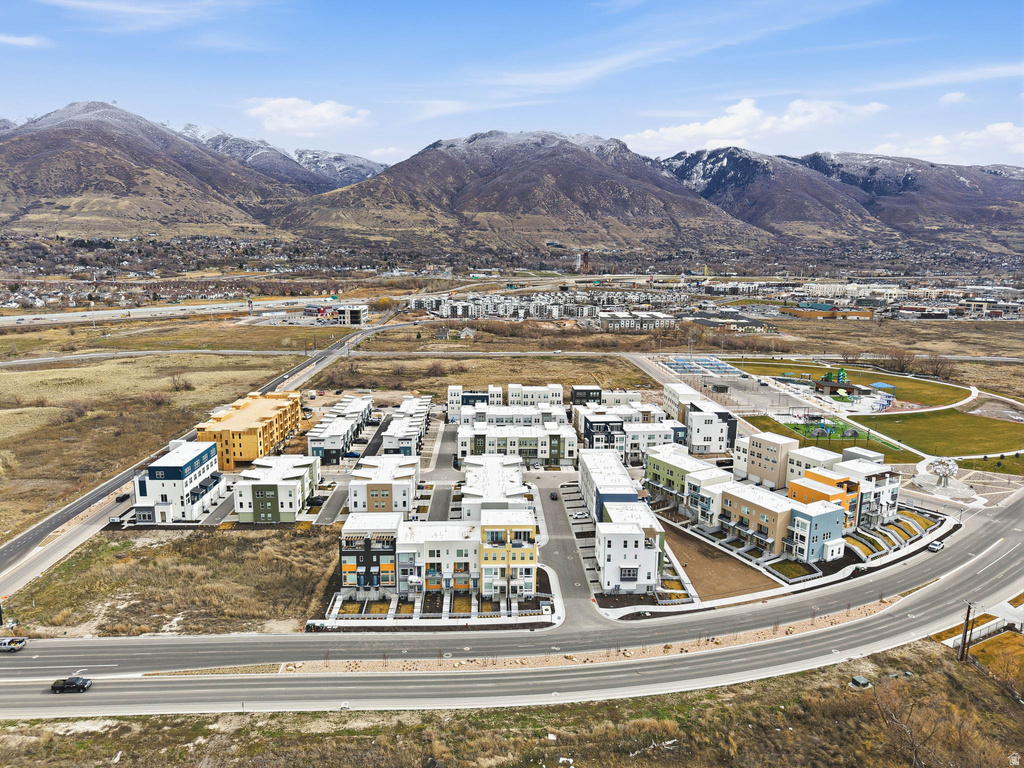 571 N 1400 W Farmington, UT 84025