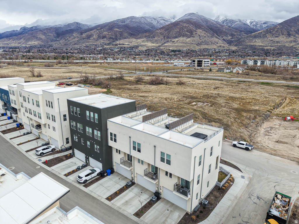 571 N 1400 W Farmington, UT 84025