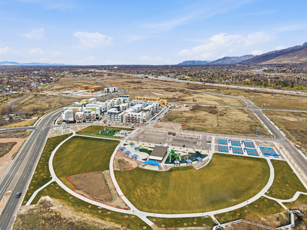 571 N 1400 W Farmington, UT 84025