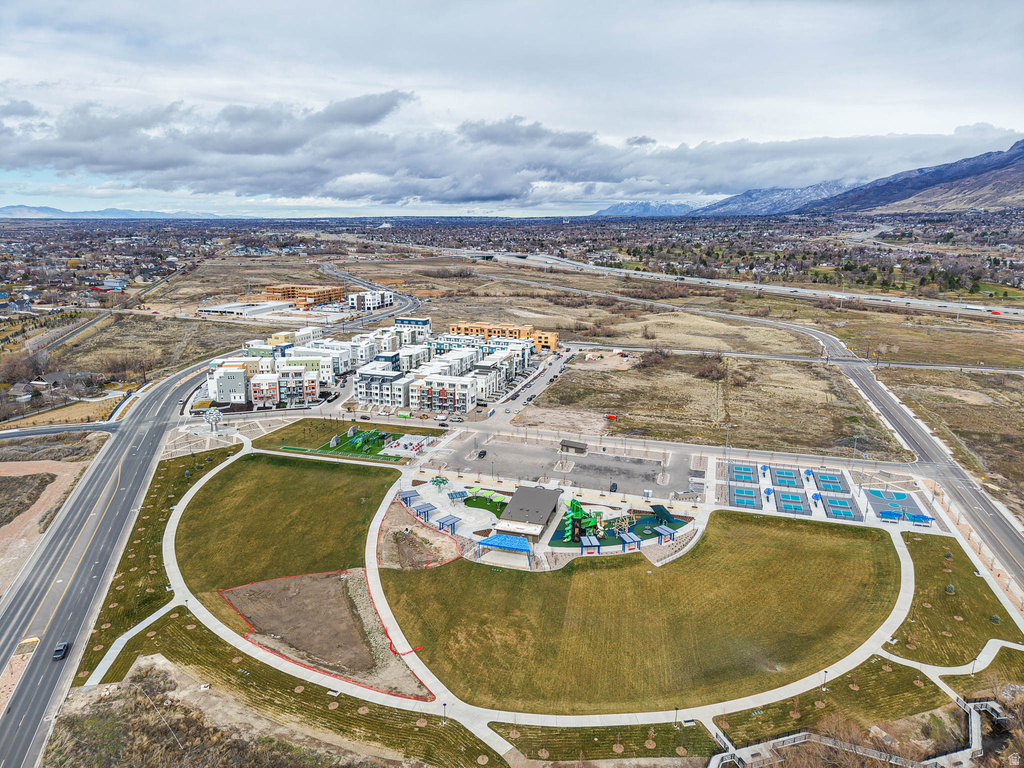 571 N 1400 W Farmington, UT 84025