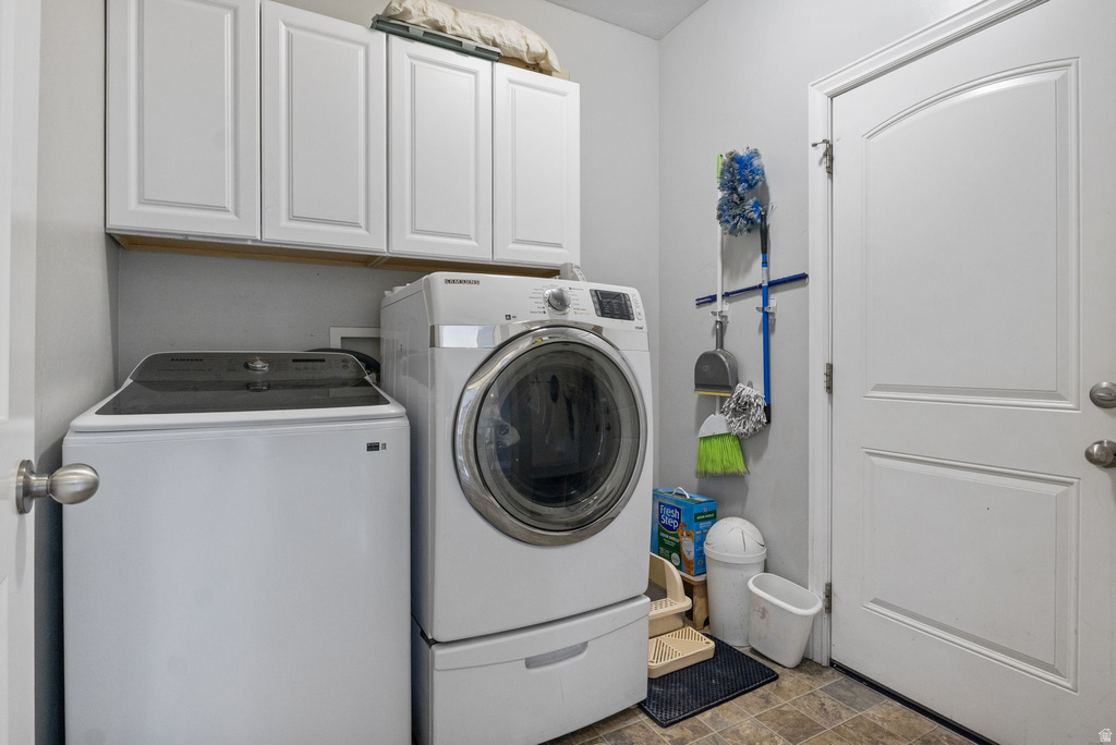 8949 S SOLIAI CIR West Jordan, UT 84081