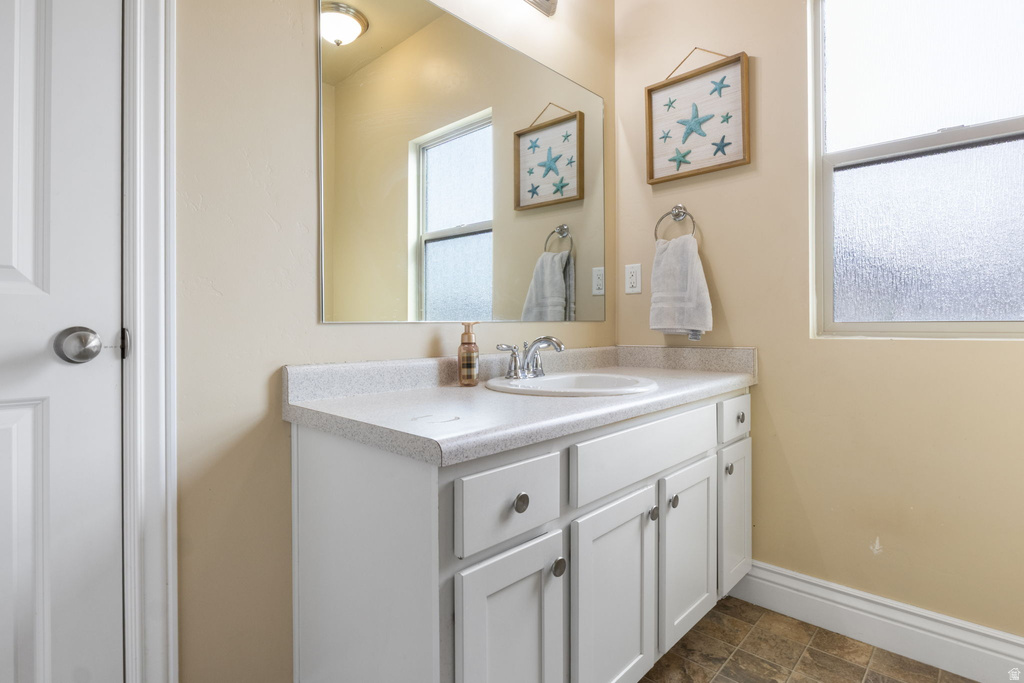 8949 S SOLIAI CIR West Jordan, UT 84081