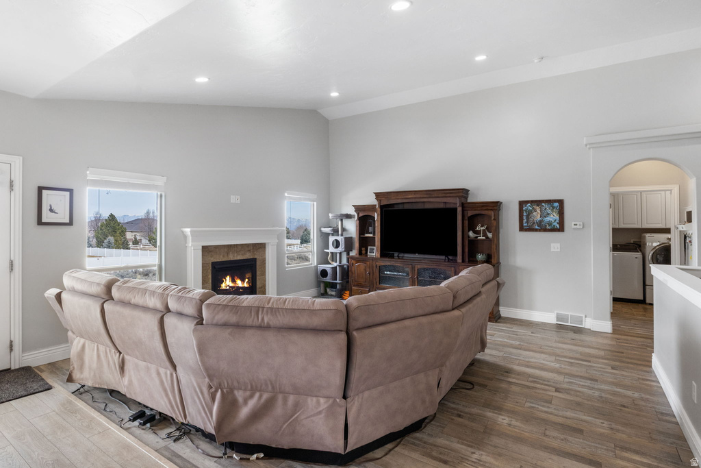 8949 S SOLIAI CIR West Jordan, UT 84081